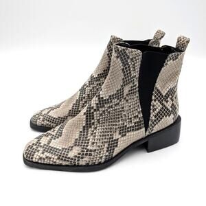 Linea Paolo Vera Chelsea Boots Women's Natural/Black Snake Print Size US5M EU35